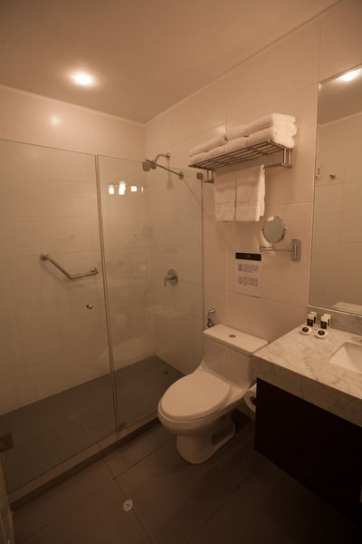 2W Apartments Service Diez Canseco Lima Extérieur photo