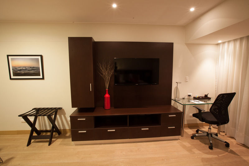2W Apartments Service Diez Canseco Lima Extérieur photo
